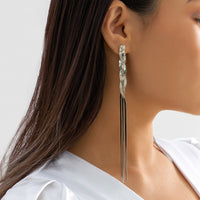 Boucle d'oreille chaîne en métal argenté à la mode